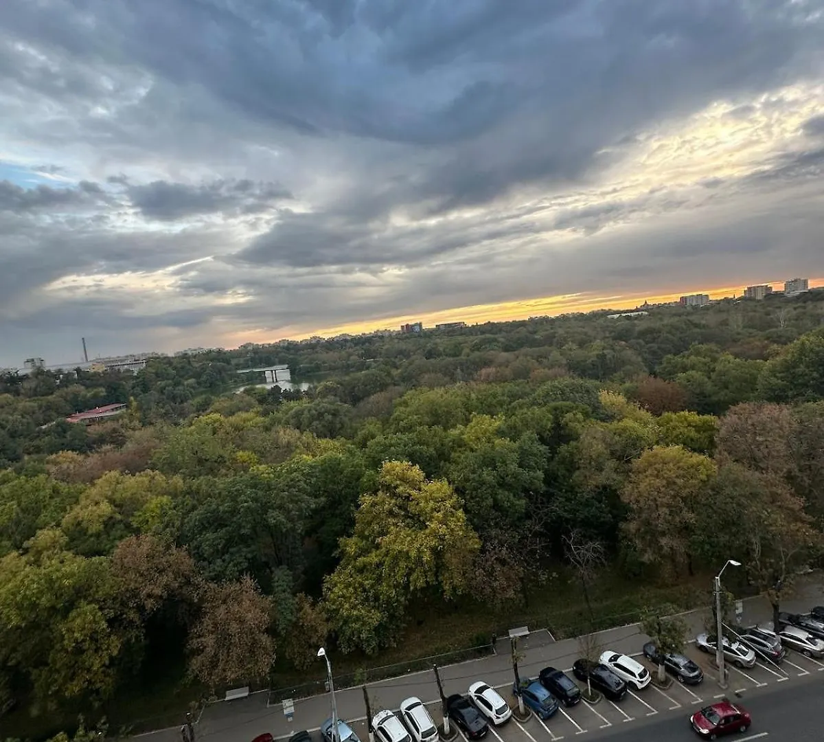 Tineretului Park Lake View Apartment Bucharest 0*,  Romania