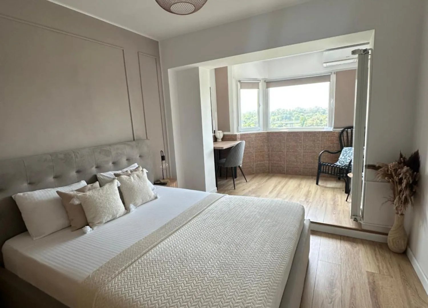 Tineretului Park Lake View Apartment Bucharest